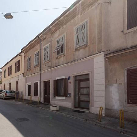 Apartman Luna Apartment Pula Bagian luar foto